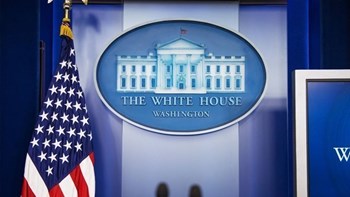 Η Ουάσινγκτον διαψεύδει «οποιαδήποτε σχέση» με την εισβολή στην πρεσβεία της Β. Κορέας στη Μαδρίτη