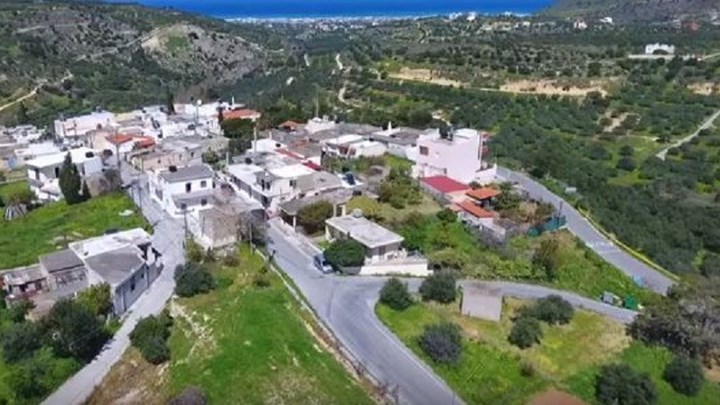 Αυτό είναι το ελληνικό χωριό όπου δεν καπνίζει κανείς εδώ και 40 χρόνια – ΒΙΝΤΕΟ