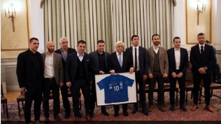 Ο Πρόεδρος της Δημοκρατίας συνάντησε τους πρωταθλητές Ευρώπης του 2004