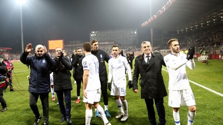 Τα αποδυτήρια της Εθνικής έγιναν θέμα στη Βοσνία – ΦΩΤΟ