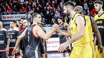 Ζήσης: Περιμένουμε σκληρή ρεβάνς στην Αθήνα – Ευχαριστώ τον κόσμο της ΑΕΚ