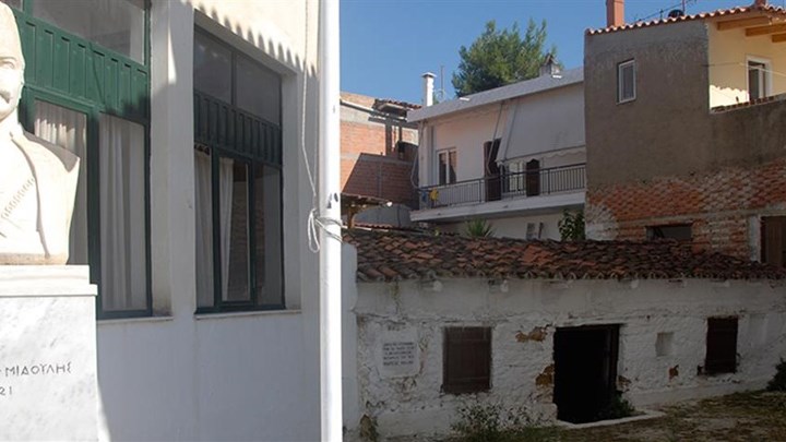 Κατεδάφισαν το σπίτι του Ανδρέα Μιαούλη στην Εύβοια