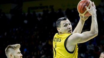 Σοκ στην ΑΕΚ: Τέλος η σεζόν για τον Ματσιούλις