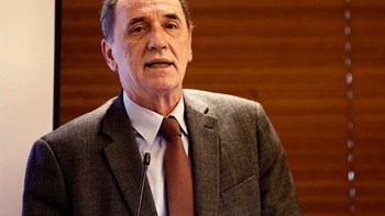 Ηλεκτρονικό διαγωνισμό για την κατεδάφιση αυθαιρέτων προκήρυξε ο Σταθάκης