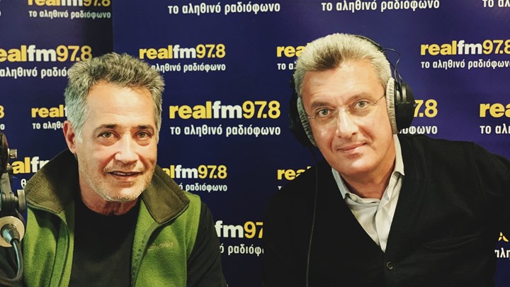 Ο Παντελής Θαλασσινός στο στούντιο του Realfm 97,8