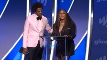 “Λύγισε” επί σκηνής η Μπιγιονσέ – Τα δάκρυα της popstar και η εξομολόγηση – ΒΙΝΤΕΟ