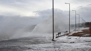 Κρύο και θυελλώδεις άνεμοι σήμερα – Αναλυτική πρόγνωση