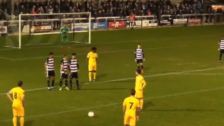 Φοβερή κομπίνα σε εκτέλεση φάουλ – ΒΙΝΤΕΟ