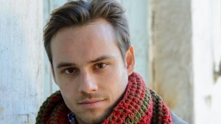 Ο Γκουτζαμάνης στους “Ψιθύρους” πλάι σε Ψάλτη-Ασλάνογλου