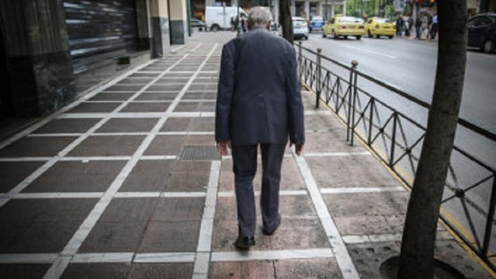 Απόφαση “βόμβα” για τα αναδρομικά των συντάξεων