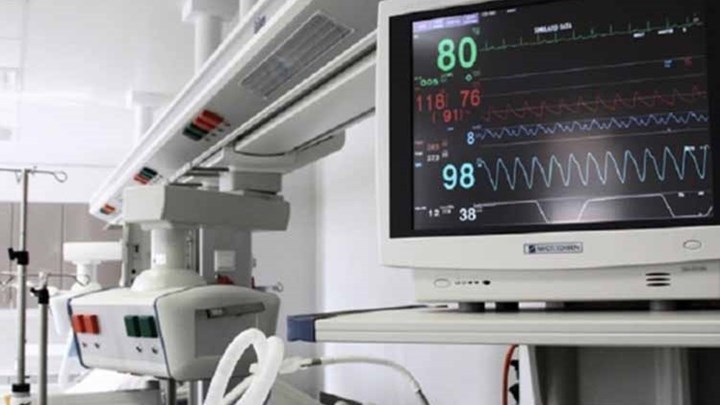 Πέθανε ο 22χρονος που είχε βρεθεί αιμόφυρτος έξω από κατάστημα στο Ρέθυμνο