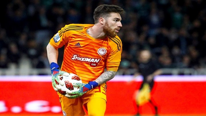 Τριετές συμβόλαιο με αυξημένες αποδοχές προτείνει στον Σα ο Ολυμπιακός