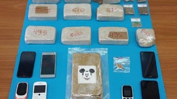 Χειροπέδες σε τρεις για διακίνηση μεγάλης ποσότητας ναρκωτικών – ΦΩΤΟ