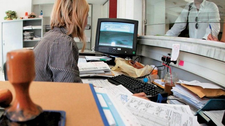 Αλλάζουν τα πάντα σε γονικές άδειες και μειωμένο ωράριο εργασίας στο Δημόσιο