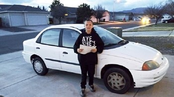 Ένας 13χρονος έκανε δώρο στη μητέρα του ένα αυτοκίνητο που το αντάλλαξε με το Xbox του – ΦΩΤΟ – ΒΙΝΤΕΟ