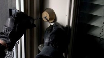 Διέρρηξαν τα γραφεία του Πανελλήνιου Ιατρικού Συλλόγου στο Κολωνάκι