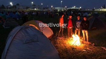Περισσότεροι από 1.000 πρόσφυγες κατασκήνωσαν στα Διαβατά Θεσσαλονίκης – ΦΩΤΟ