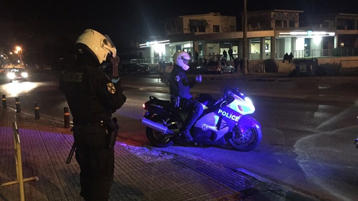 Σκηνές… «φαρ ουέστ» στα Άνω Λιόσια – Πυροβολισμοί εναντίον αστυνομικών – ΒΙΝΤΕΟ