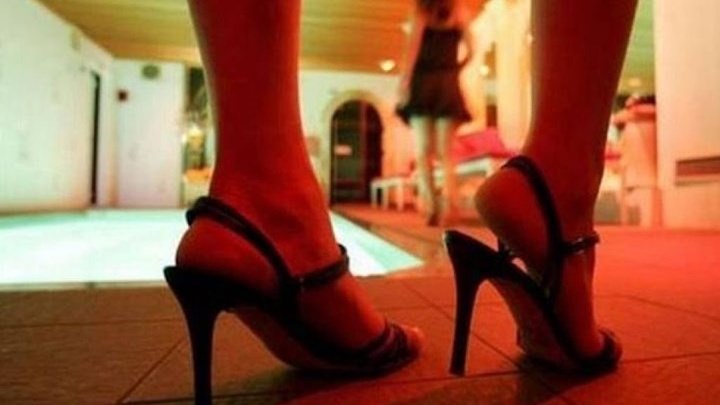 Νέα υπόθεση μαστροπείας στον Βόλο – Το ”ροζ” ραντεβού αστυνομικού με την 47χρονη