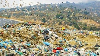 “Ηφαίστειο” η οργή των κατοίκων στη Σαντορίνη