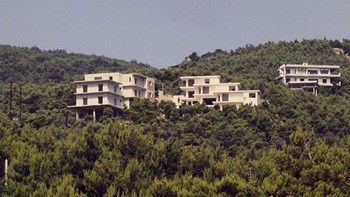 Λήγει η προθεσμία για τακτοποίηση αυθαιρέτων με έκπτωση – Έρχονται πρόστιμα αν δεν δοθεί παράταση