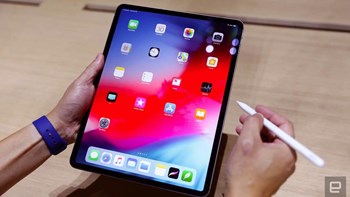 “Κλειδώθηκε” εκτός του τάμπλετ του για 26 εκατ. δευτερόλεπτα εξαιτίας του 3χρονου γιου του – ΦΩΤΟ