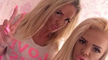 Μητέρα έγινε… προαγωγός της 18χρονης κόρης της – Την προέτρεπε να κάνει σεξ με ώριμους άντρες για να πληρώνουν τις πλαστικές τους – ΦΩΤΟ