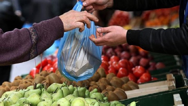 “Μαφία των λαϊκών”: Καταθέσεις για εκβιασμούς ”καίνε” τον πρόεδρο σωματείου