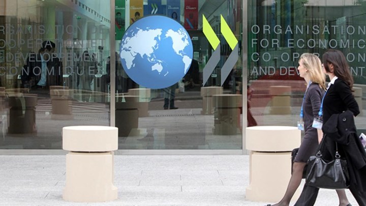 Αποκαλυπτική έκθεση του ΟΟΣΑ για τη μεσαία τάξη – Τι λέει για την Ελλάδα