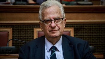 Σταυρόπουλος στον Realfm 97,8:  Αρμοδιότητα της κυβέρνησης να παίρνει νομοθετική πρωτοβουλία αλλά δεν μπορεί να κάνει ό, τι θέλει