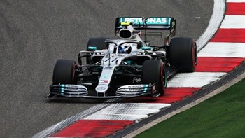 FORMULA 1: Εύκολη pole position του Μπότας και 1-2 για τη Mercedes στην Κίνα