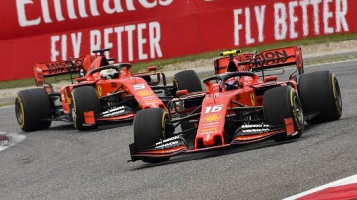 FORMULA 1: «Πέρα βρέχει» για τον Φέτελ