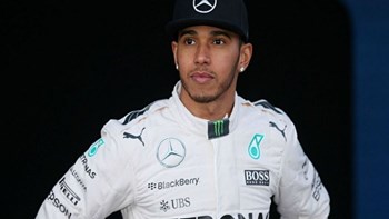 Θρίαμβος του Χάμιλτον στο 1000ο γκραν πρι της  FORMULA 1