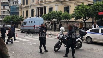 Φάρσα το τηλεφώνημα για βόμβα στα Δικαστήρια και το Εφετείο Λαμίας