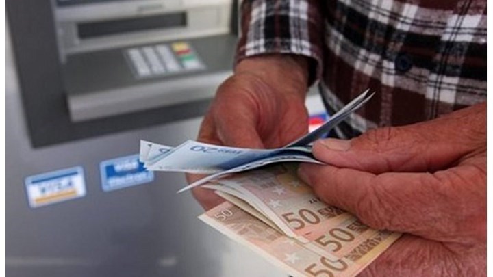 Σας ενδιαφέρει: Πώς θα αμειφθούν όσοι εργαστούν τις αργίες του Πάσχα