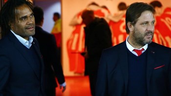 Τα είπαν Μαρτίνς-Καρεμπέ με τη διοίκηση του Ολυμπιακού για τα μεταγραφικά