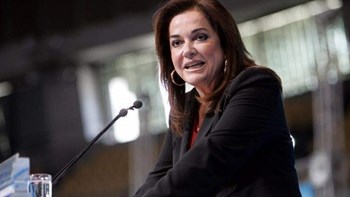 “Ρουκέτα” από την Ντόρα Μπακογιάννη: Το 2015 η ΝΔ ήταν έτοιμη για μεγάλο συνασπισμό με τον ΣΥΡΙΖΑ