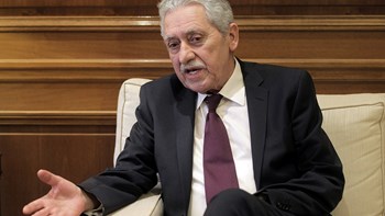 Κουβέλης: Ο Μητσοτάκης αγνοεί πώς εγκρίνονται οι επενδύσεις στα λιμάνια