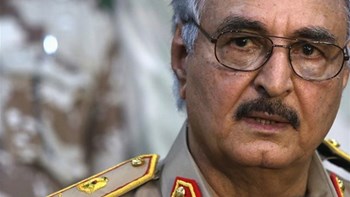 Ένταλμα σύλληψης στον στρατάρχη Χαλίφα Χάφταρ εξέδωσε η Κυβέρνηση Εθνικής Ενότητας της Λιβύης