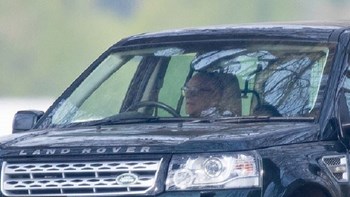 Ξανά πίσω από το τιμόνι ο 97χρονος πρίγκιπας Φίλιππος μετά το τροχαίο ατύχημα που προκάλεσε – ΦΩΤΟ – ΒΙΝΤΕΟ