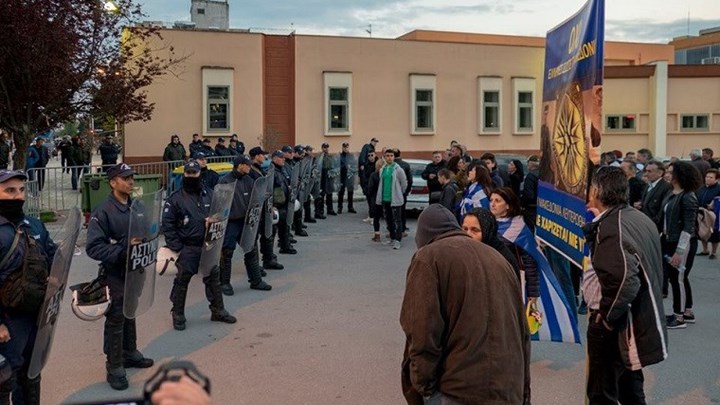Αποδοκίμασαν υποψήφιους ευρωβουλευτές του ΣΥΡΙΖΑ στη Δράμα – ΦΩΤΟ – ΒΙΝΤΕΟ