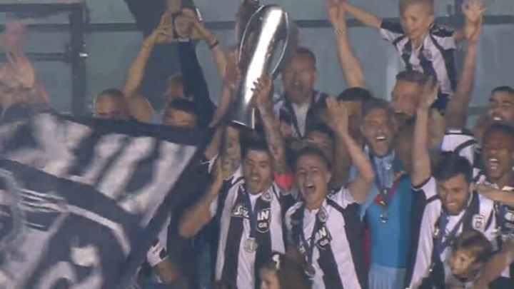 Σήκωσε την κούπα ο ΠΑΟΚ – ΒΙΝΤΕΟ