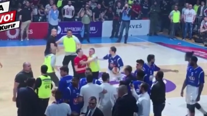 Αδριατική Λίγκα: Η στιγμή της επίθεσης στους παίκτες της Μπουντούτσνοστ – ΒΙΝΤΕΟ