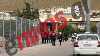 Τηλεφώνημα για βόμβα στο Β΄ Τελωνείο Πειραιά – ΤΩΡΑ