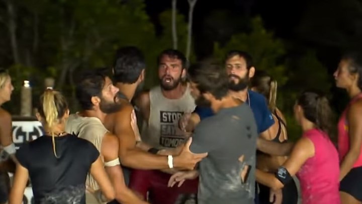 Survivor: Πιάστηκαν στα χέρια οι παίκτες – Τι συνέβη με Ατακάν και Δαλάκα – ΒΙΝΤΕΟ