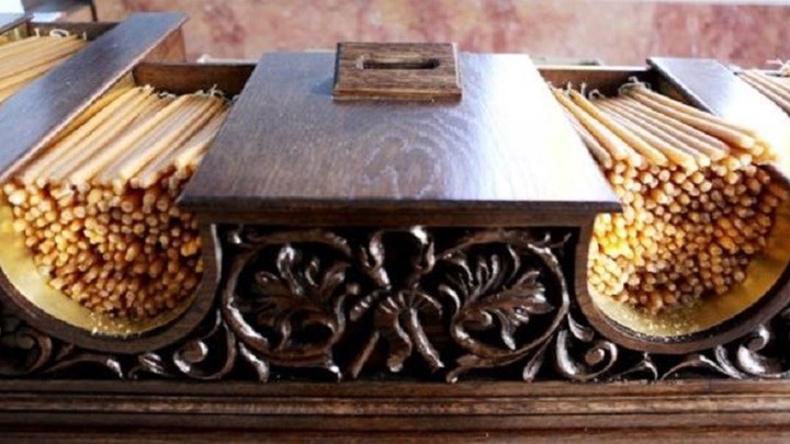 ”Ποντικός” ξάφρισε το παγκάρι εκκλησίας στην Καβάλα