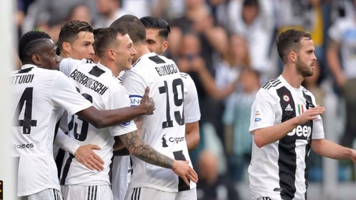 Η νέα φανέλα της Γιουβέντους με ροζ ρίγα – ΦΩΤΟ