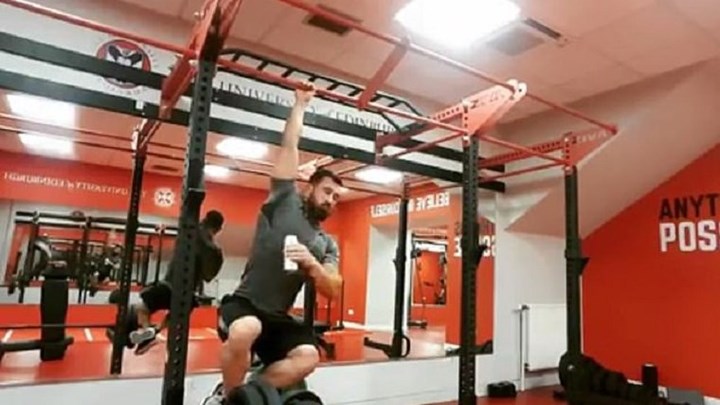 Σάλος από τις δηλώσεις γυμναστή που παρότρυνε σε βιασμό γυναίκας – ΦΩΤΟ