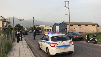 Σοβαρό τροχαίο στο Αγρίνιο – Βαρύτατα τραυματίας ποδηλάτης που παρασύρθηκε από ΙΧ – ΦΩΤΟ