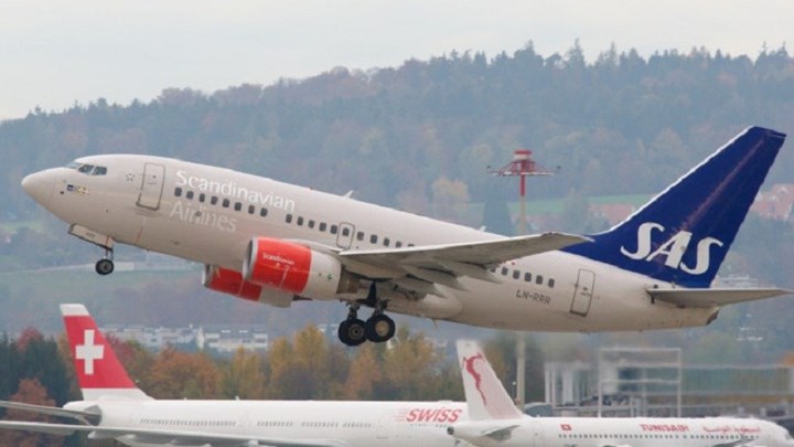 Συνεχίζεται το «χάος» από την απεργία των πιλότων – Περισσότερες από 1.200 πτήσεις ακύρωσε η SAS